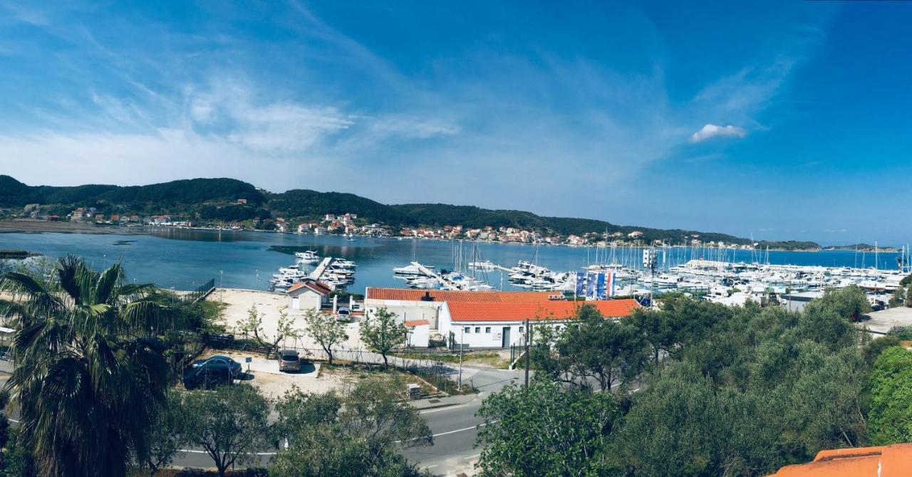 B&B Garni Stefi! Supetarska Draga Eksteriør bilde
