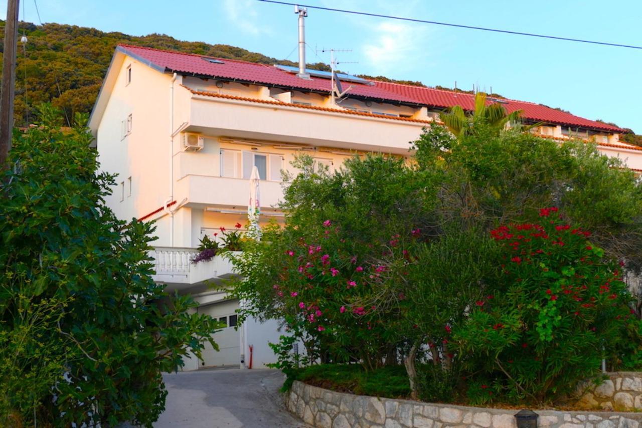 B&B Garni Stefi! Supetarska Draga Eksteriør bilde